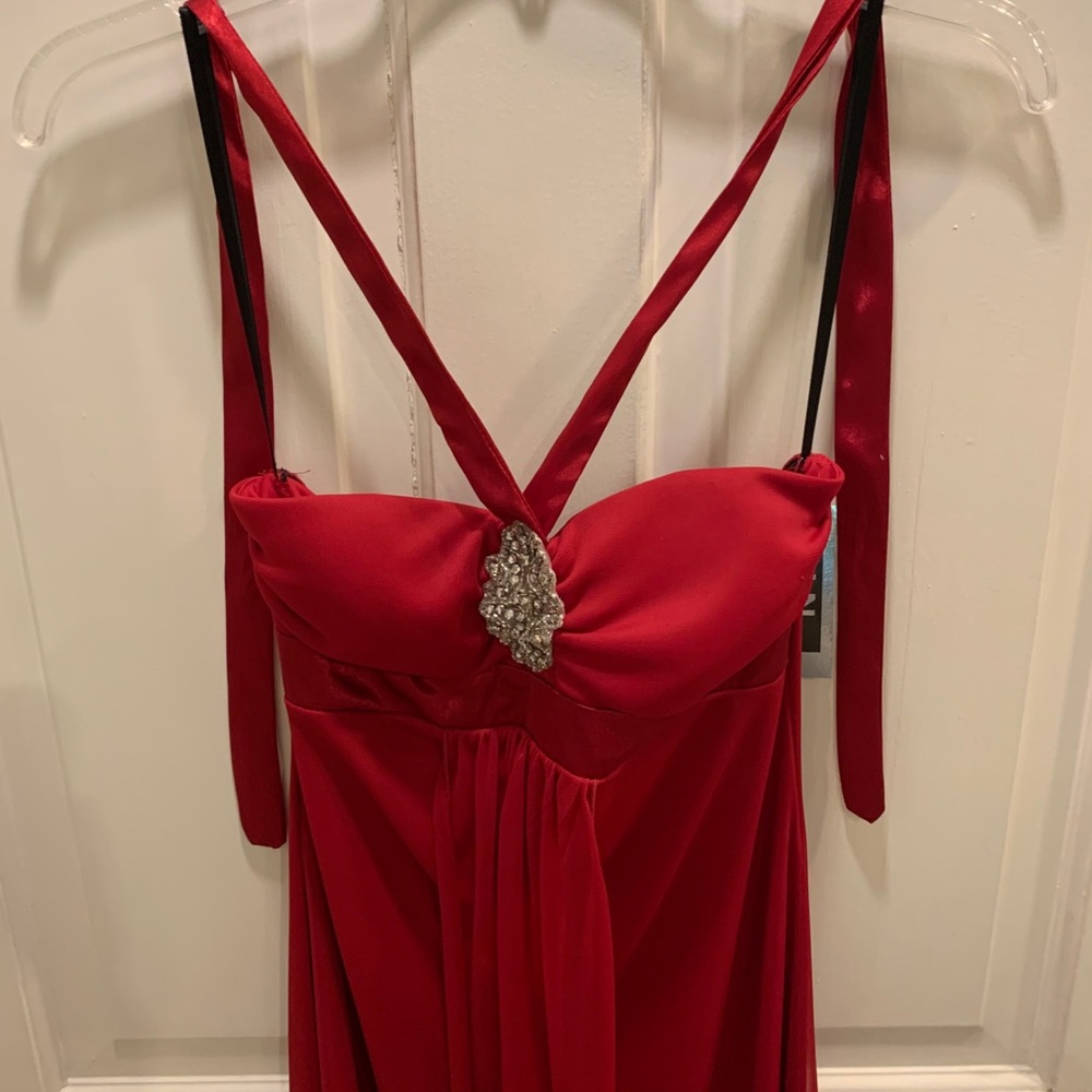 NWT Cocktail Dress! Perfect for the Holidays!